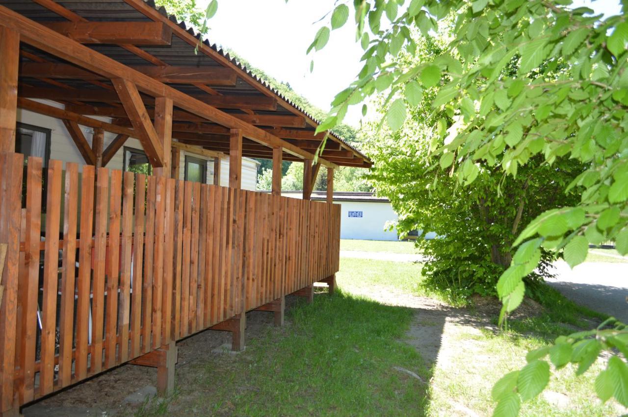 Mobilheim kemp Roznov pod Radhostem Bagian luar foto