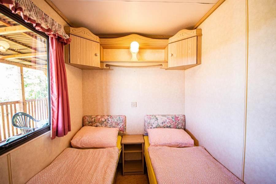 Mobilheim kemp Roznov pod Radhostem Bagian luar foto